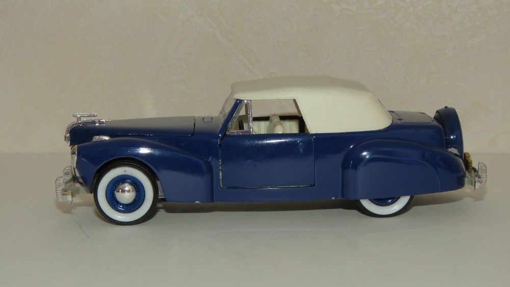 Voiture miniature Lincoln Continental 
