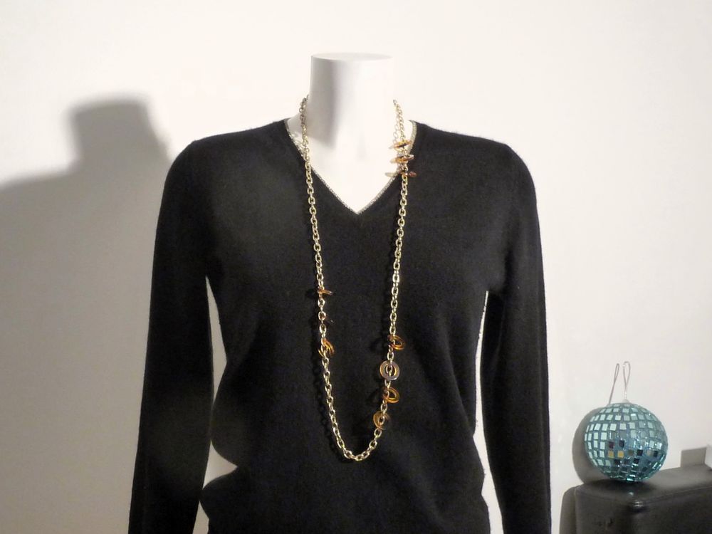 Collier/ Sautoir en M&eacute;tal Dor&eacute; avec Breloques Rondes Bijoux et montres