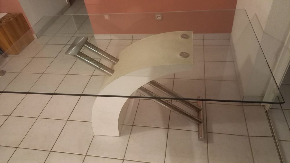 Table salle &agrave; manger Meubles