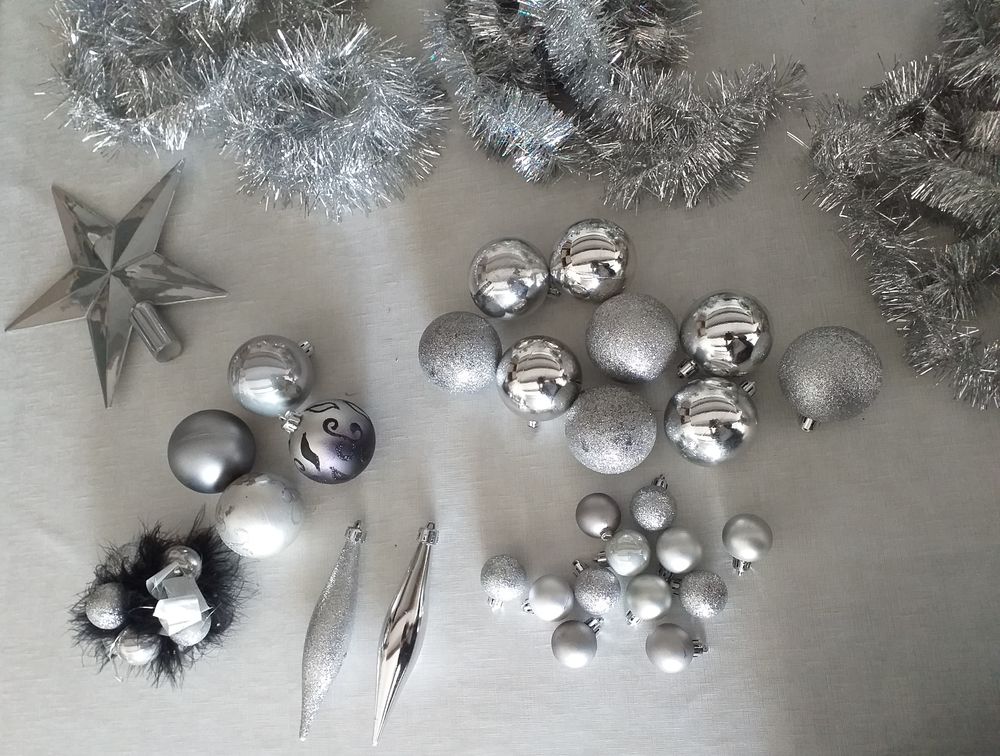 Lot de d&eacute;coration de no&euml;l - 89 pi&egrave;ces - Noir/Blanc/Argent&eacute; Décoration