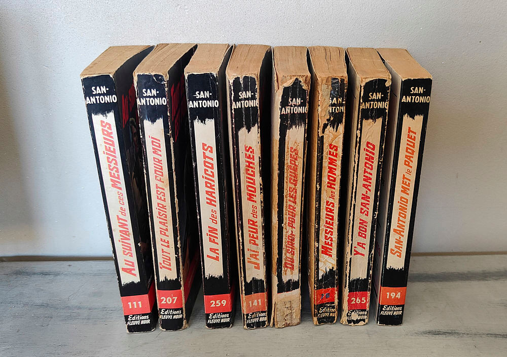 8 Livres 'San Antonio' - Ancienne &Eacute;dition
Livres et BD