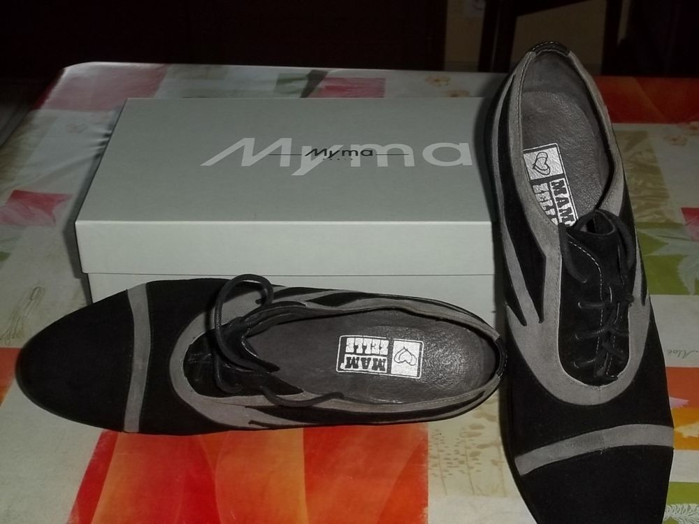 CHAUSSURES Chaussures