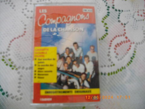 Cassette audio de :  LES COMPAGNONS DE LA CHANSON  5 Perros-Guirec (22)