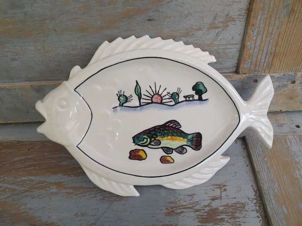 Plat Poisson Fa&iuml;ence C&eacute;ramique &Eacute;mile Tessier Malicorne
Décoration