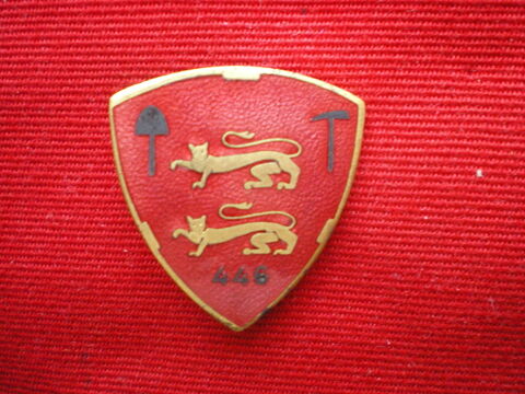 Insigne du G�nie - 446� R�giment de Pionniers. 60 Caen (14)