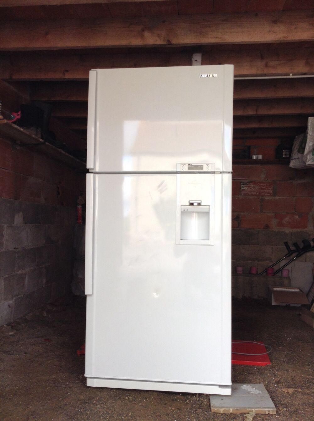 grand r&eacute;frig&eacute;rateur Electrom�nager