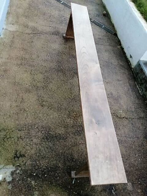 Banc en chne  0 Pluvigner (56)