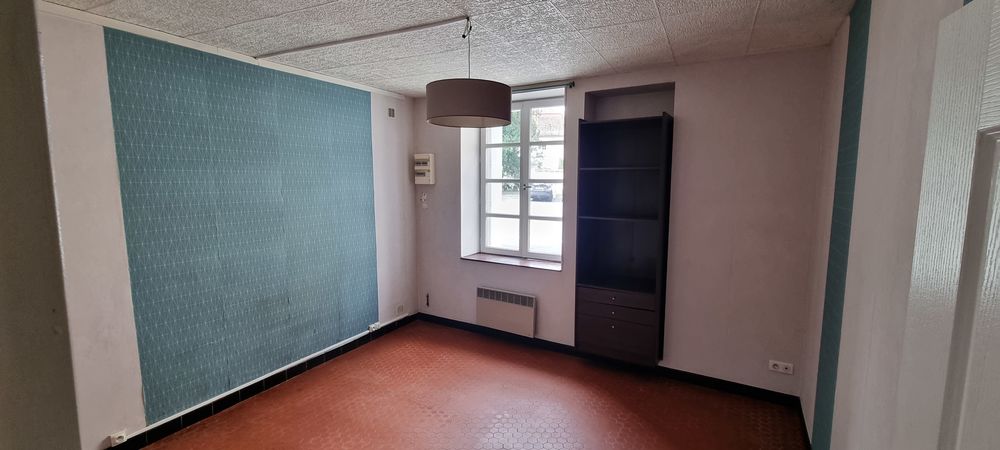 Location Appartement T2, a LISLE, c'est un rez de chaussée, Lisle