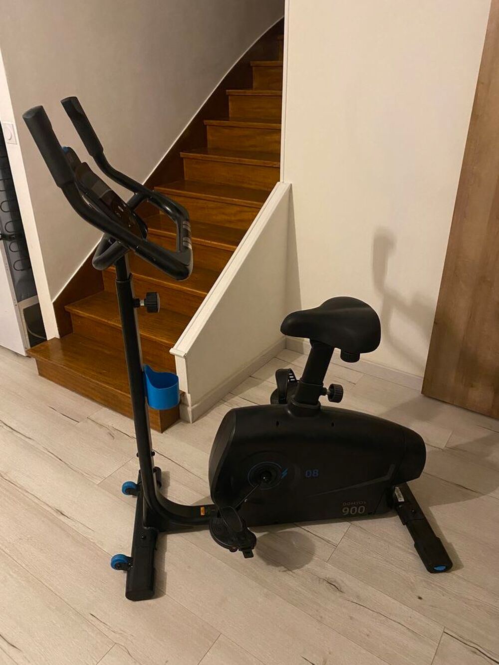 V&Eacute;LO D'APPARTEMENT 900 DOMYOS Vélos