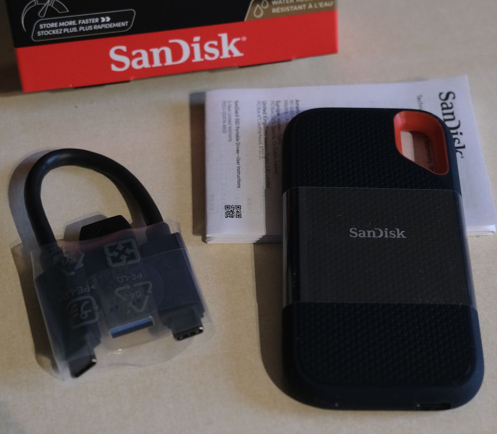 disque SSD externe Sandisk extreme 2 To Matériel informatique