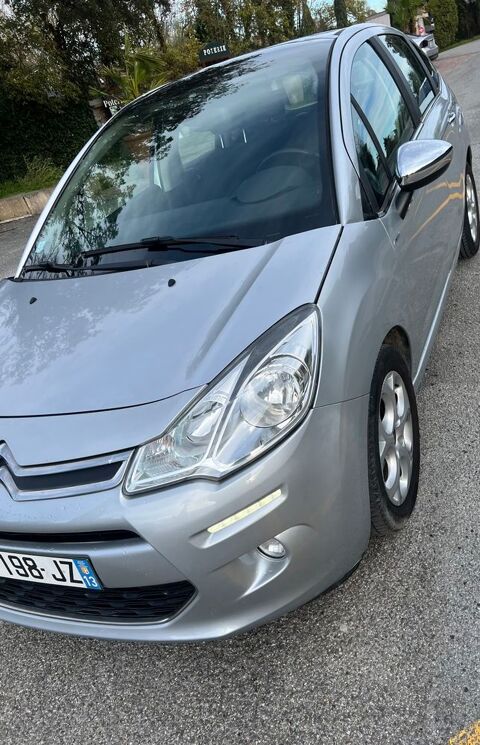 Citro&euml;n C3 Exclusive 2013 occasion Fr&eacute;jus 83600
