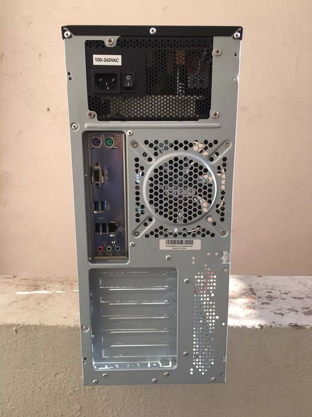 Tour pc unit&eacute; Centrale COOLER MASTER Neuf Matériel informatique