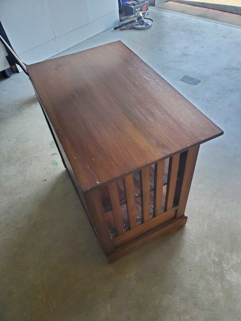Table salle &agrave; manger,chaises, meuble TV Meubles