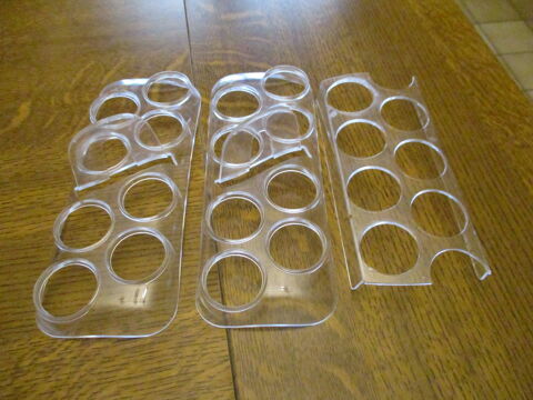 lot de 3 portes oeufs en plastique dur neufs 0 Mérignies (59)
