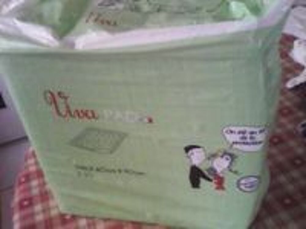 20 al&egrave;ses jetables 60x90 cm + 5 matelas &agrave; langer 60x60 cm Pu�riculture