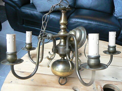 Lustre ancien 5 branches en laiton.  25 Ingwiller (67)
