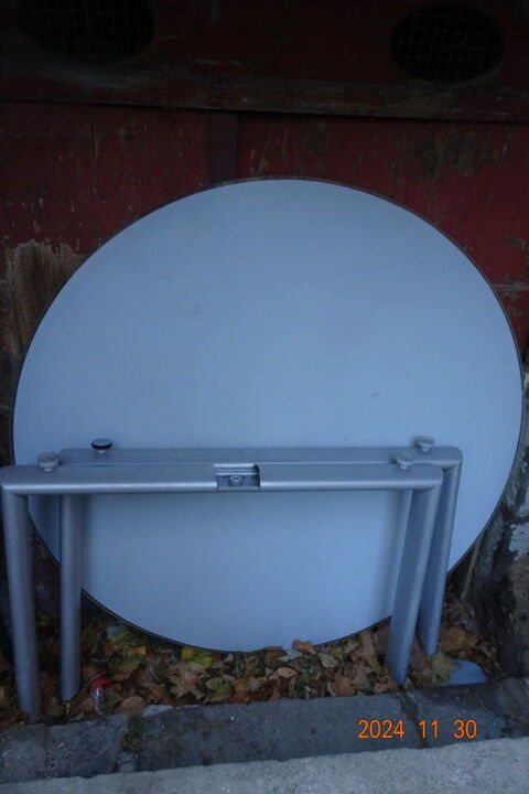 table ronde haute en verre dpoli 100 Clermont-Ferrand (63)