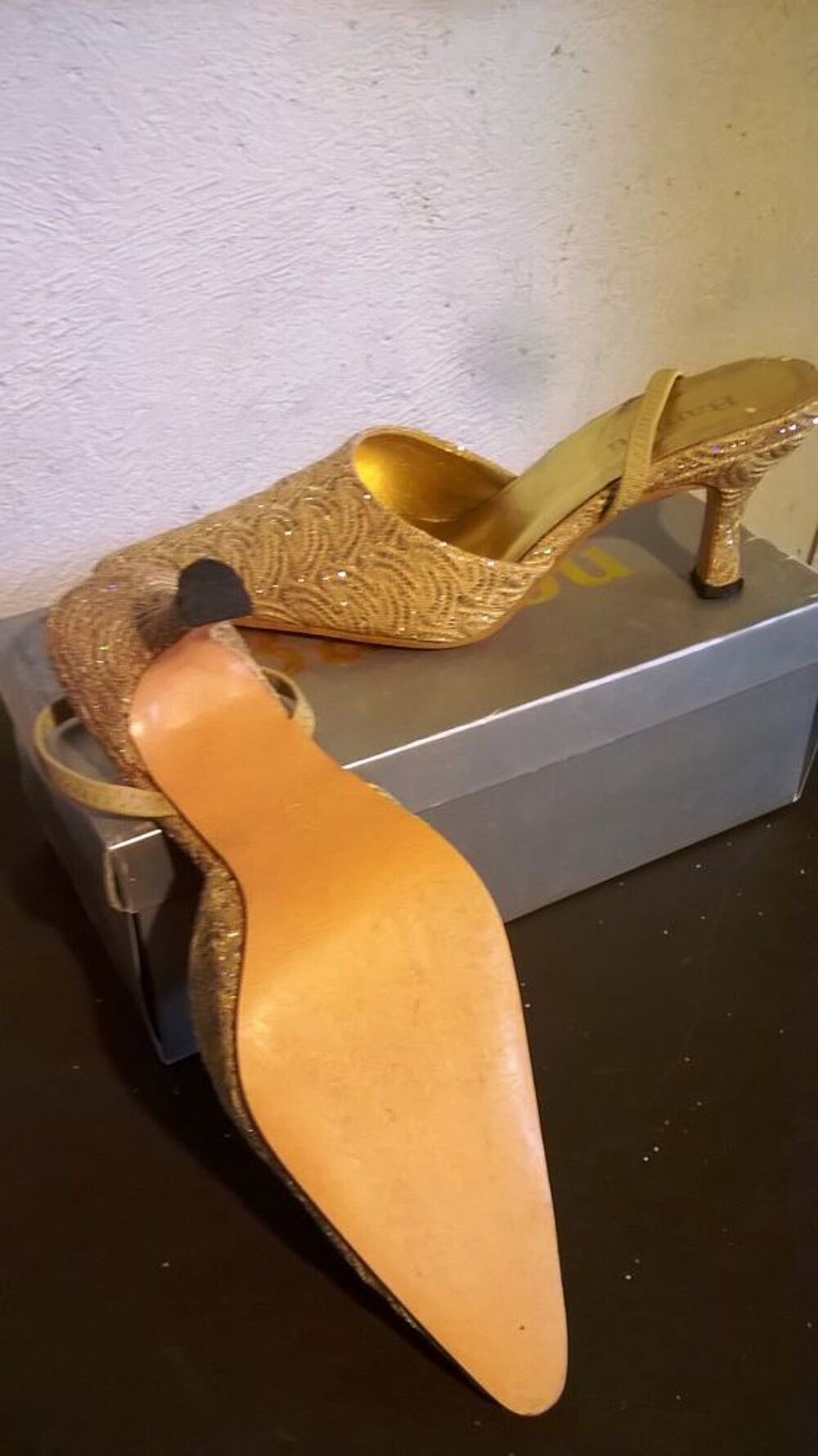 CHAUSSURE FEMME T. 39 Chaussures