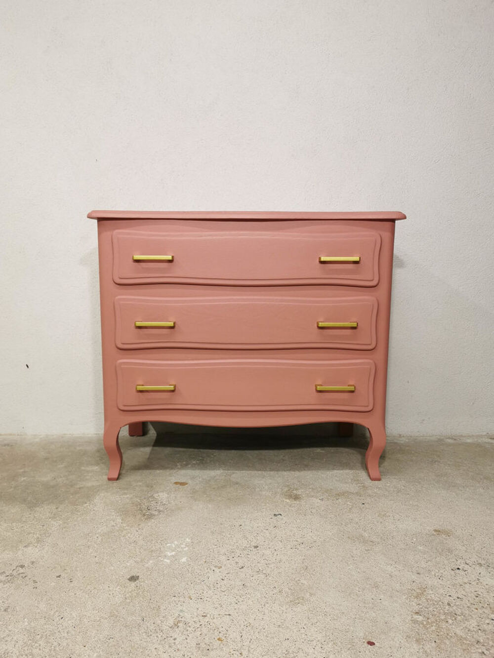 Commode en ch&ecirc;ne r&eacute;nov&eacute;e Meubles