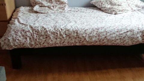 Lit une place sommier et matelas 110 Lognes (77)