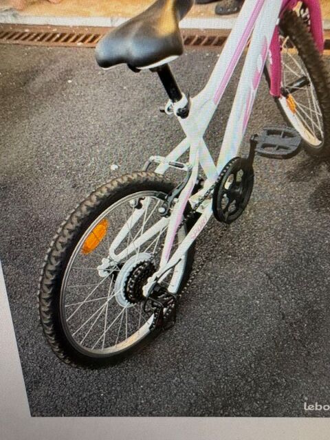 Vélo pour fillette 90 Saint-Denis (97)