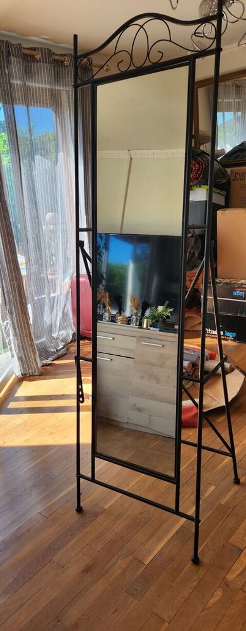 Miroir sur pied en fort forgé Sens (89)