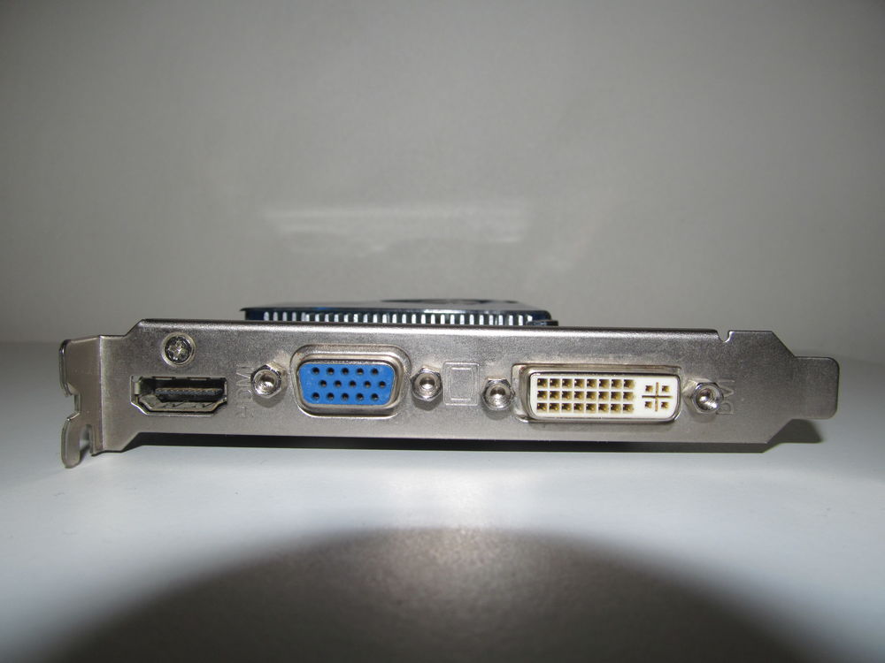 Carte graphique HP NVIDIA GeForce 9600 GS ? 768 Mo DDR2 Matériel informatique