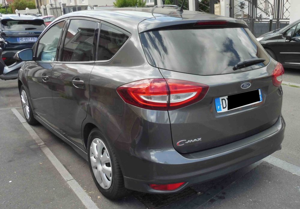 C-max C-MAX 1.5 TDCi 120 S&S Business Nav 2015 occasion 93430 Villetaneuse