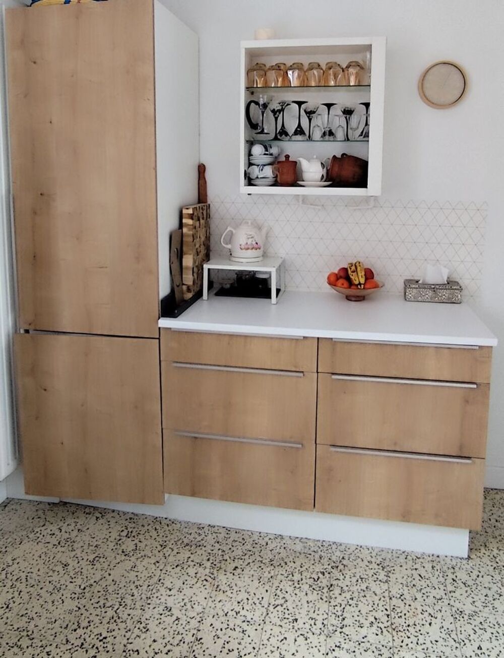 Cuisine &eacute;quip&eacute;e Meubles