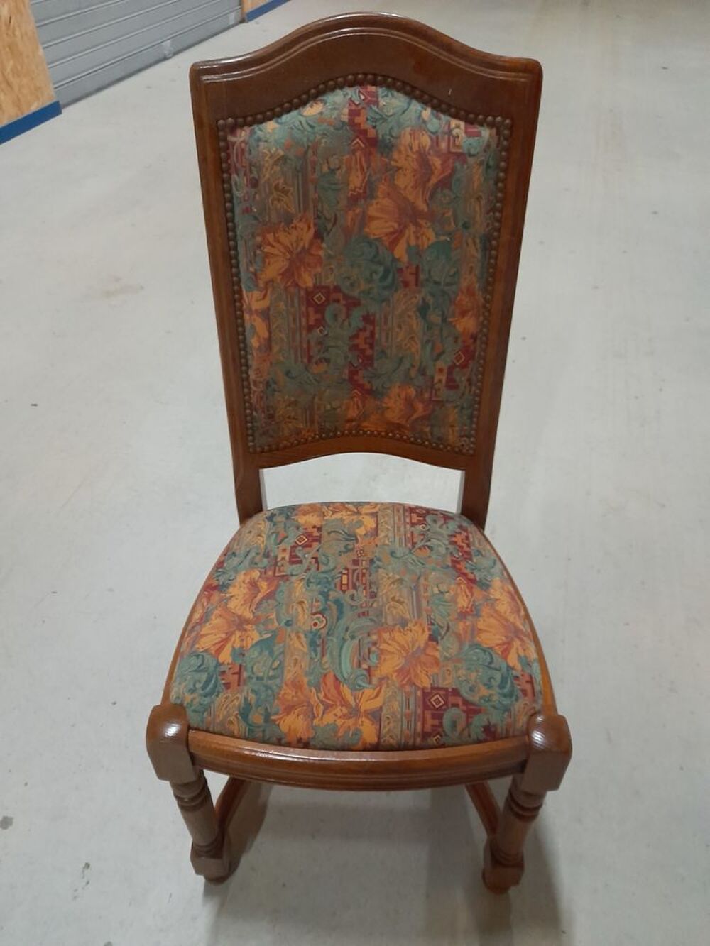 magnifiques 6 chaises en ch&ecirc;ne massif et tissu. Meubles