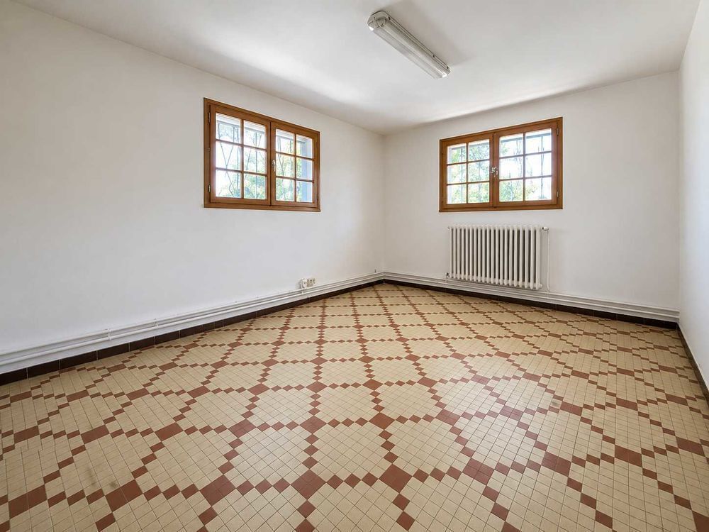 Vente Appartement T3 de 70 m² a aménager avec extérieur privatif et 2 parkings Eaunes