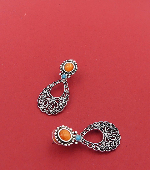 Boucles d'oreilles métal argenté et résine Viroflay (78)