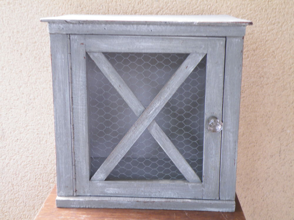 vitrine ou garde manger Meubles