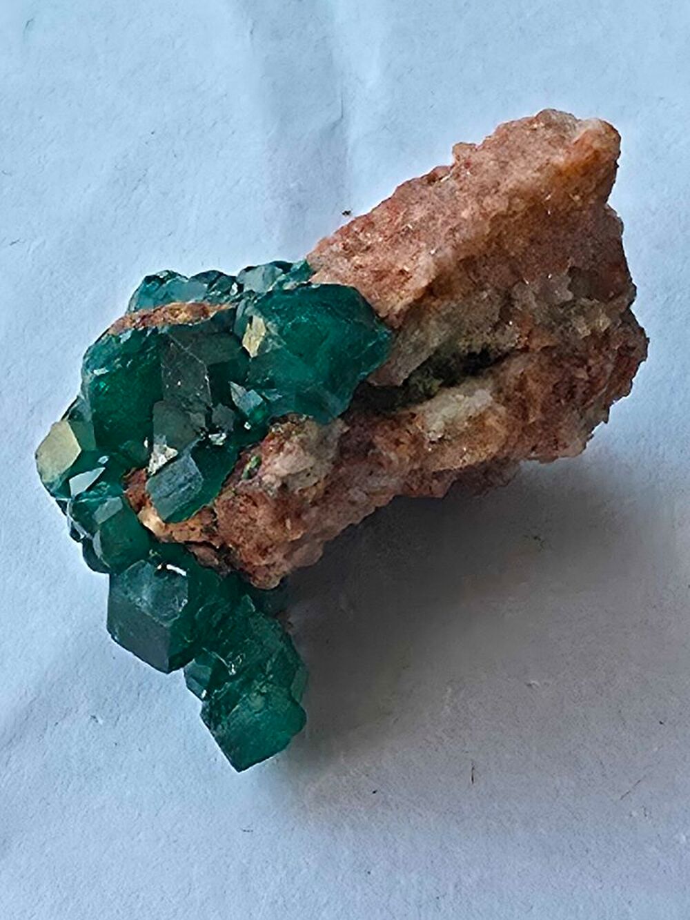 Cristaux de Dioptase Verte sur Gangue-Collection (12g) 