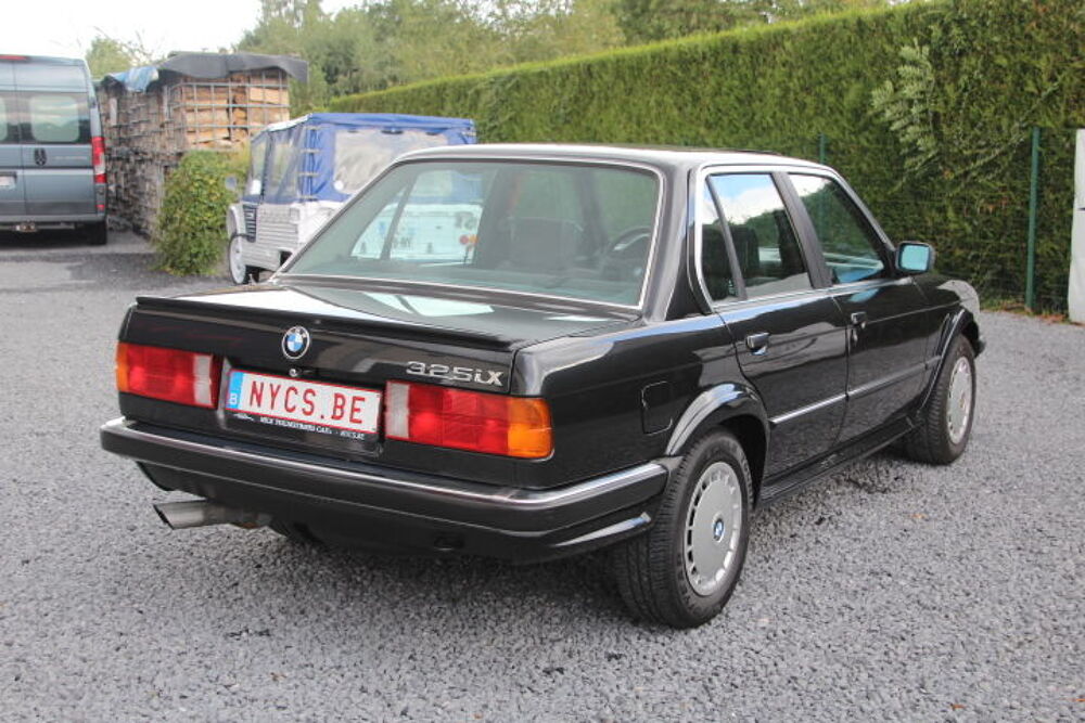S&eacute;rie 3 325 iX 1987 occasion 59310 Auchy-lez-Orchies