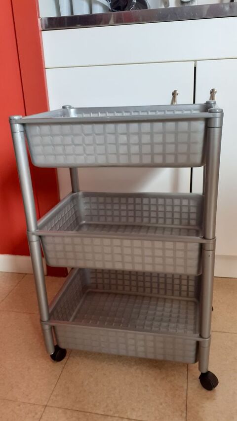 desserte plastique 8 Roanne (42)