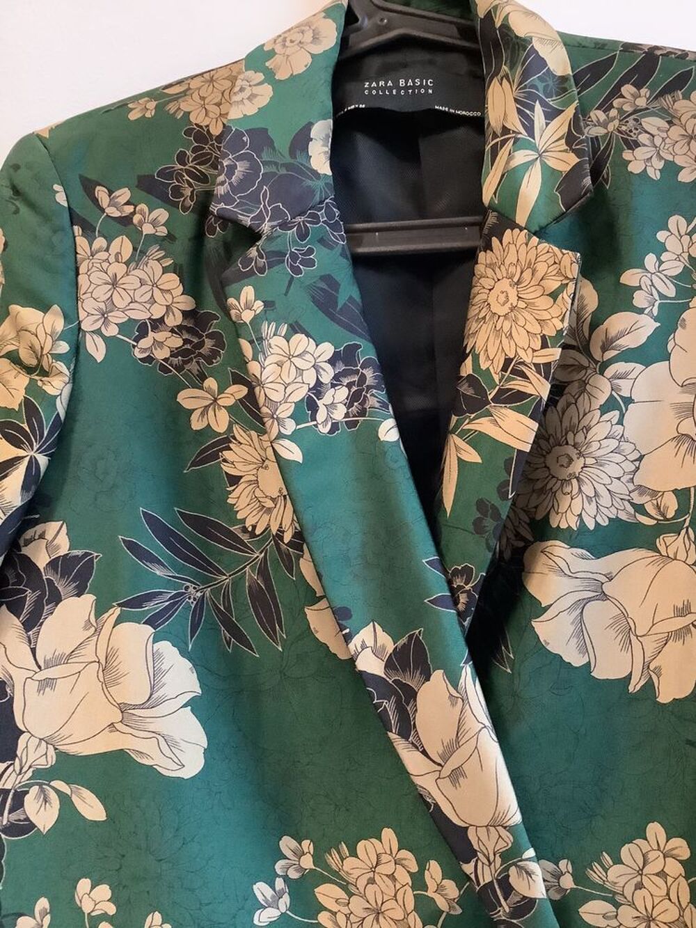 ZARA veste Taille M / Motif Floral Vert Vêtements