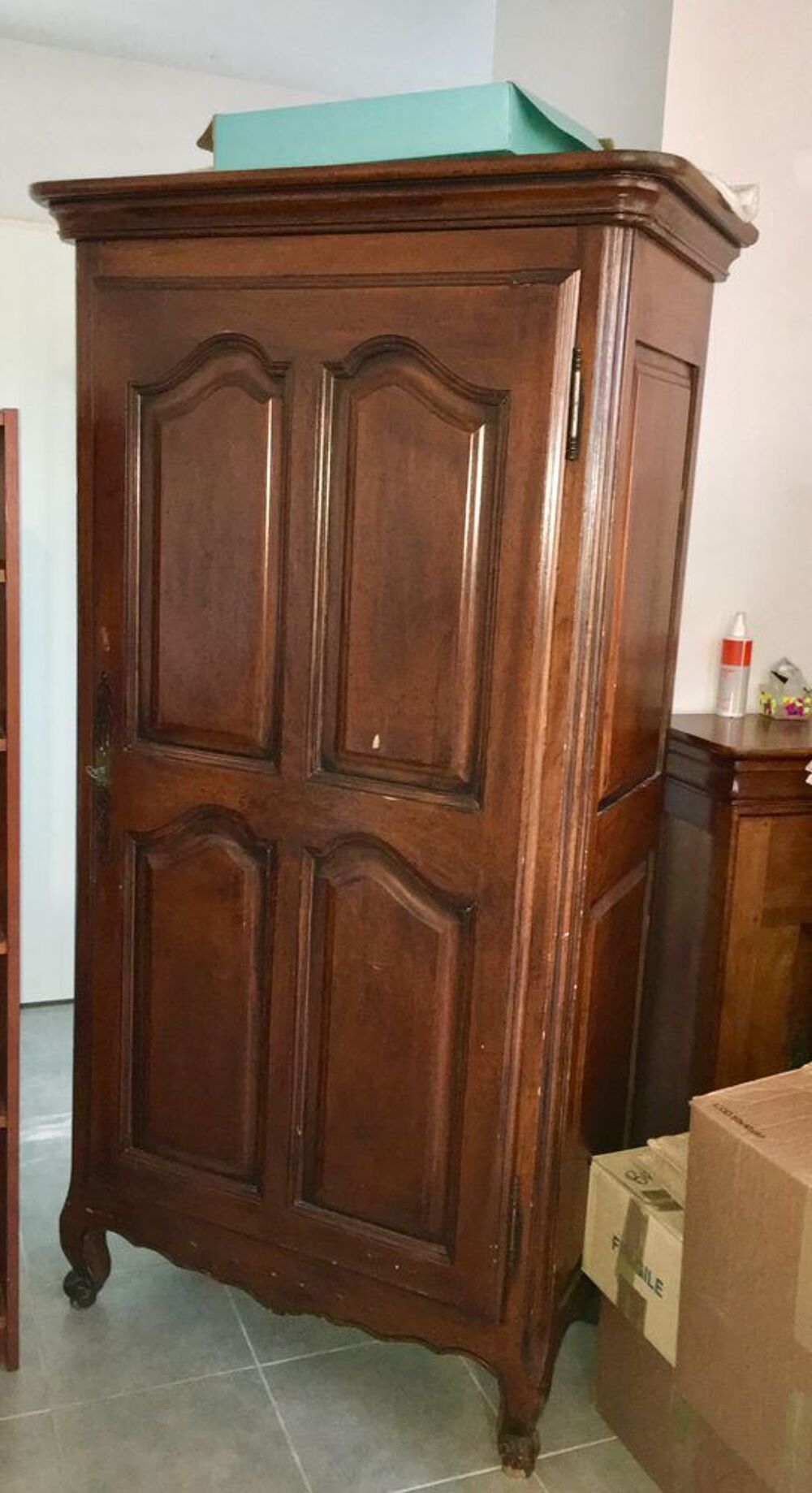 Belle armoire ancienne en ch&ecirc;ne. H 1m87. 90x48 cm Meubles