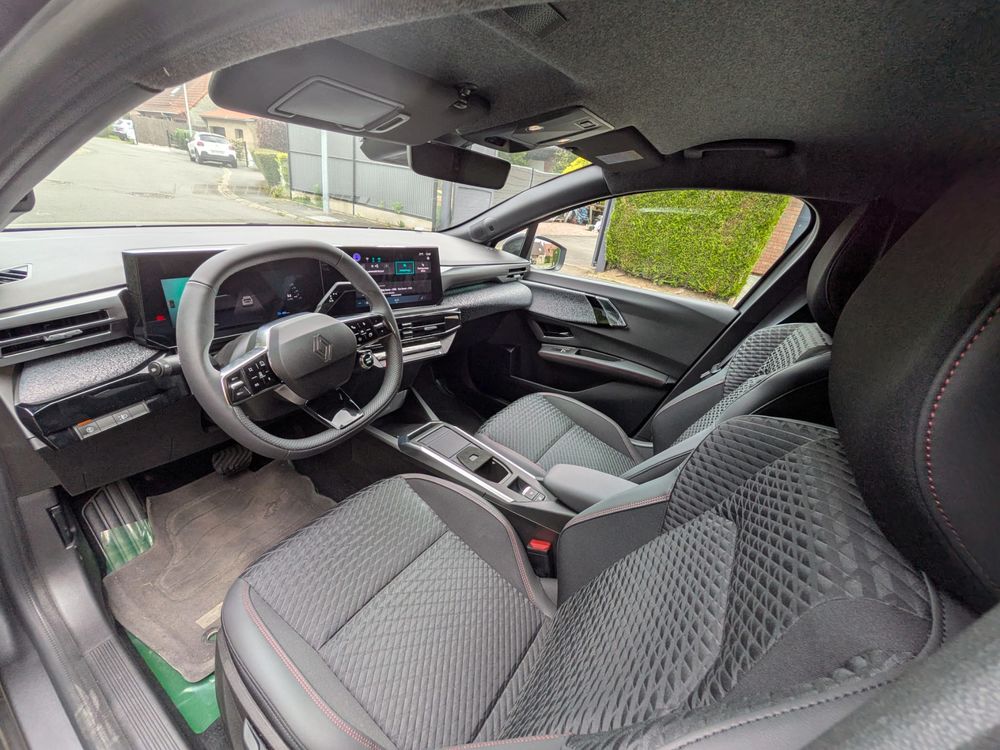 Clio VI Clio E-Tech full hybrid 160 ch Techno 2026 occasion 59112 Annœullin