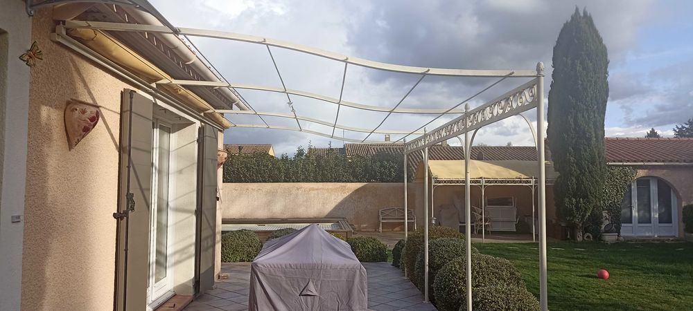Pergola fer forg&eacute; artisanale Jardin
