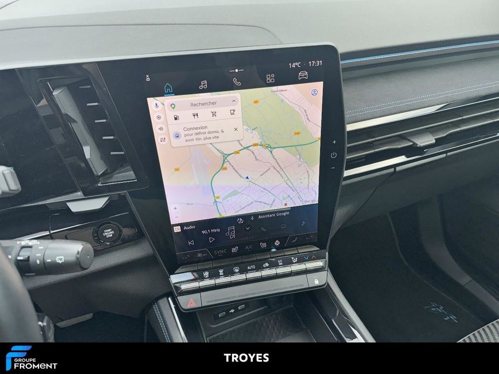 Austral E-Tech hybrid 200 Iconic esprit Alpine 2023 occasion 10600 La Chapelle-Saint-Luc