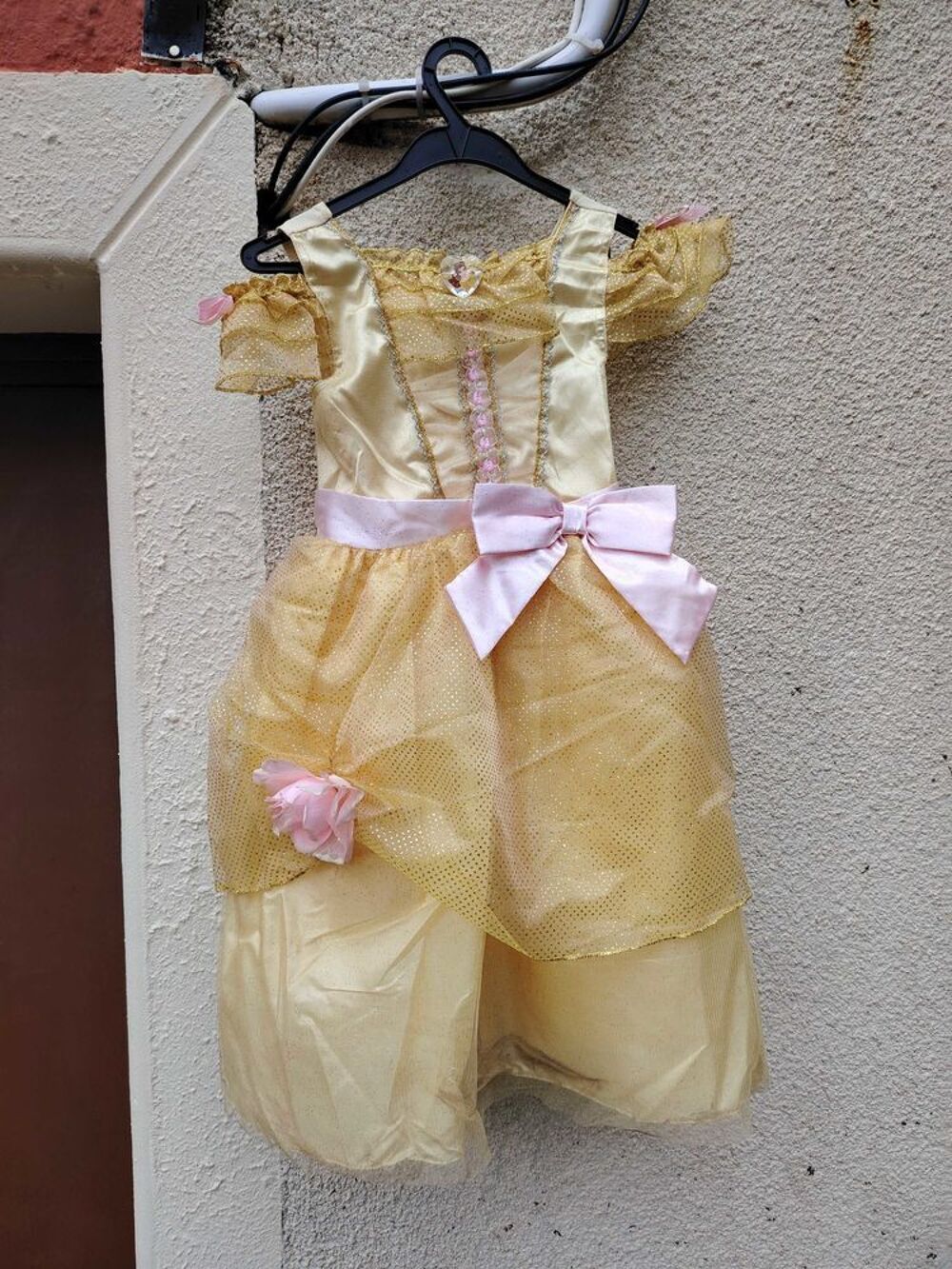 COSTUMES pour Carnaval. Vêtements enfants