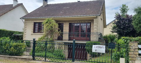   Belle maison familiale en pierre de taille  Maison - 6 pi�ce(s) - 115 m�