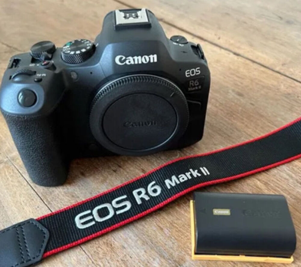 Canon R6 Mark II comme neuf sous garantie avec 2 batteries Photos/Video/TV