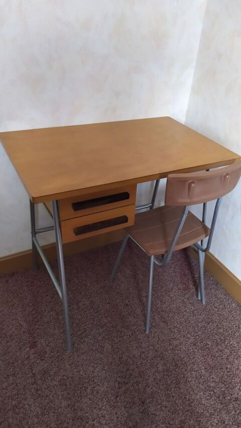 Bureau enfant vintage 25 Blaringhem (59)