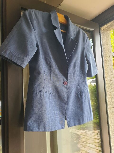 Ensemble bleu ciel léger, vintage : Veste et jupe 8 Mouxy (73)