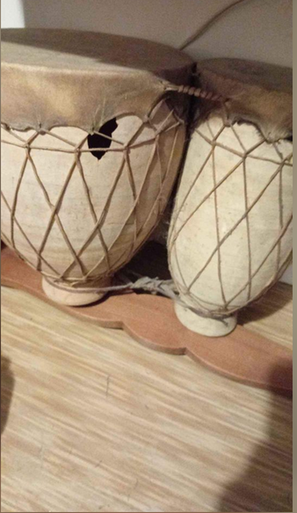 LOT DJEMBES Instruments de musique