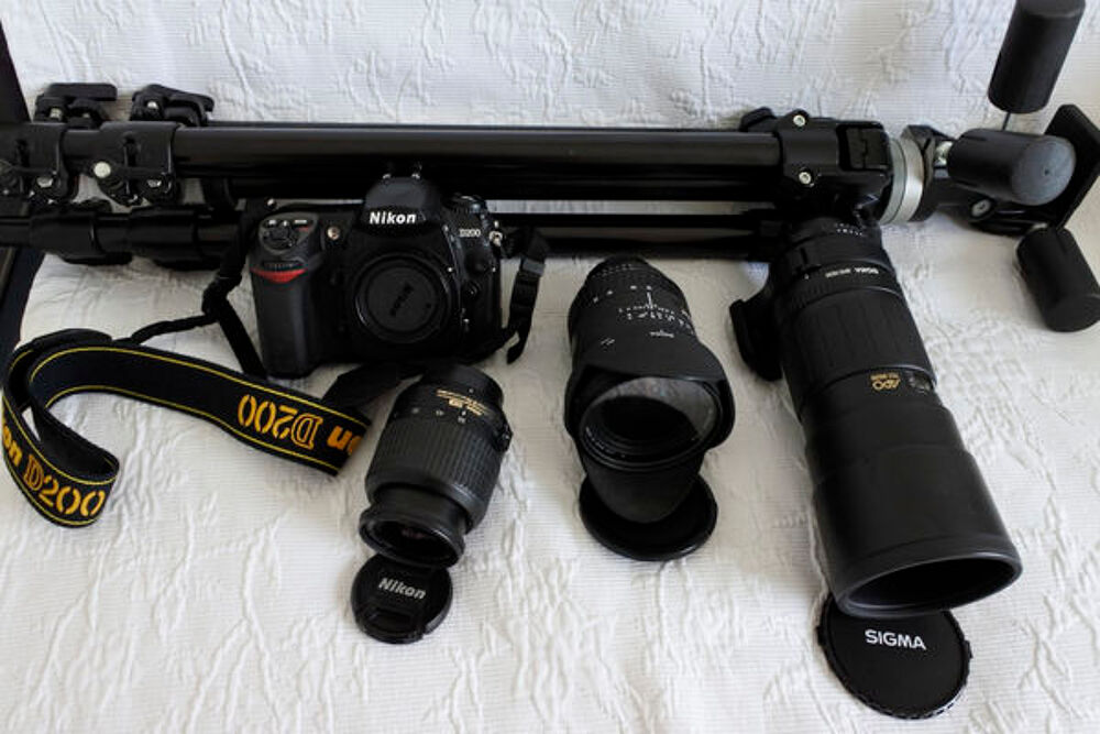 Boitier NIKON D200+objectifs+pied Photos/Video/TV