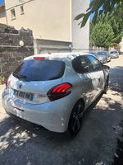 208 PureTech 110ch S&S EAT6 GT Line 2018 occasion 93120 La Courneuve