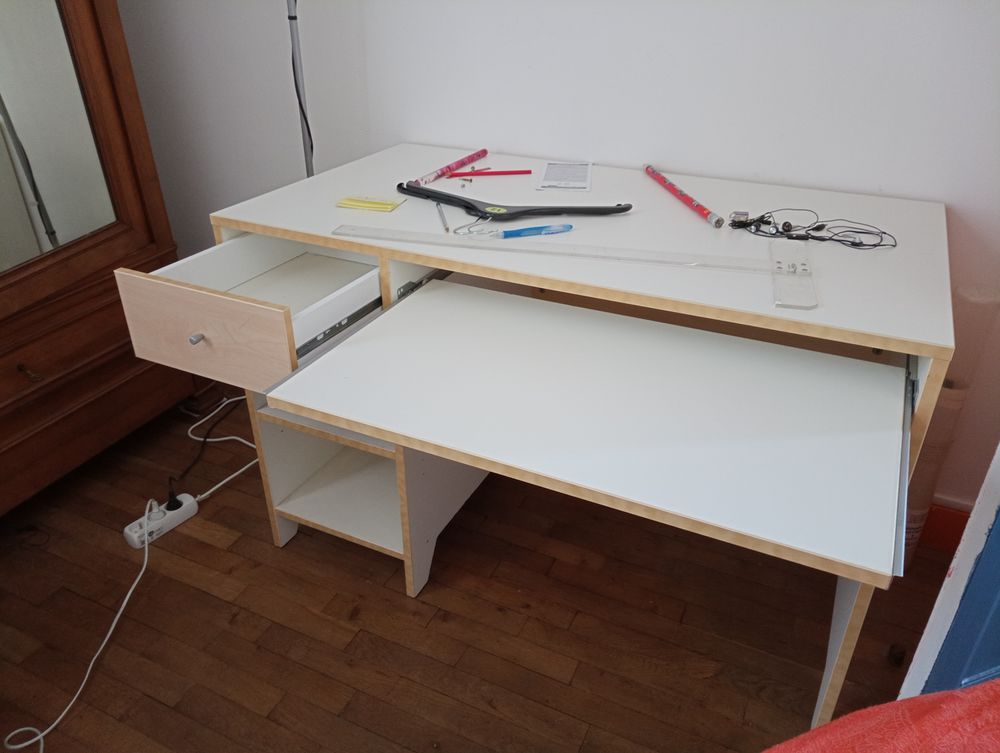 Bureau Meubles